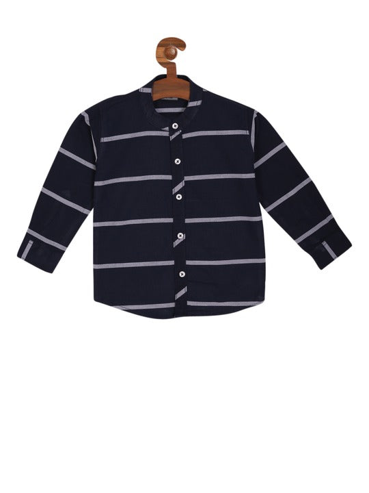 Rikidoos Navy Blue &amp; White Regular Fit Striped Casual Shirt